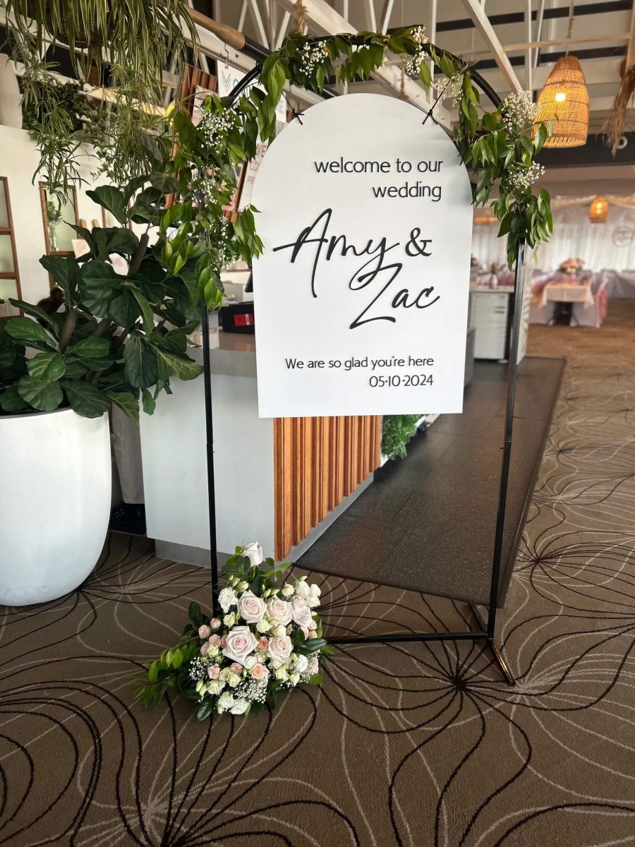 Large Arch Acrylic Welcome Sign With 3D Acrylic Lettering - Image 4