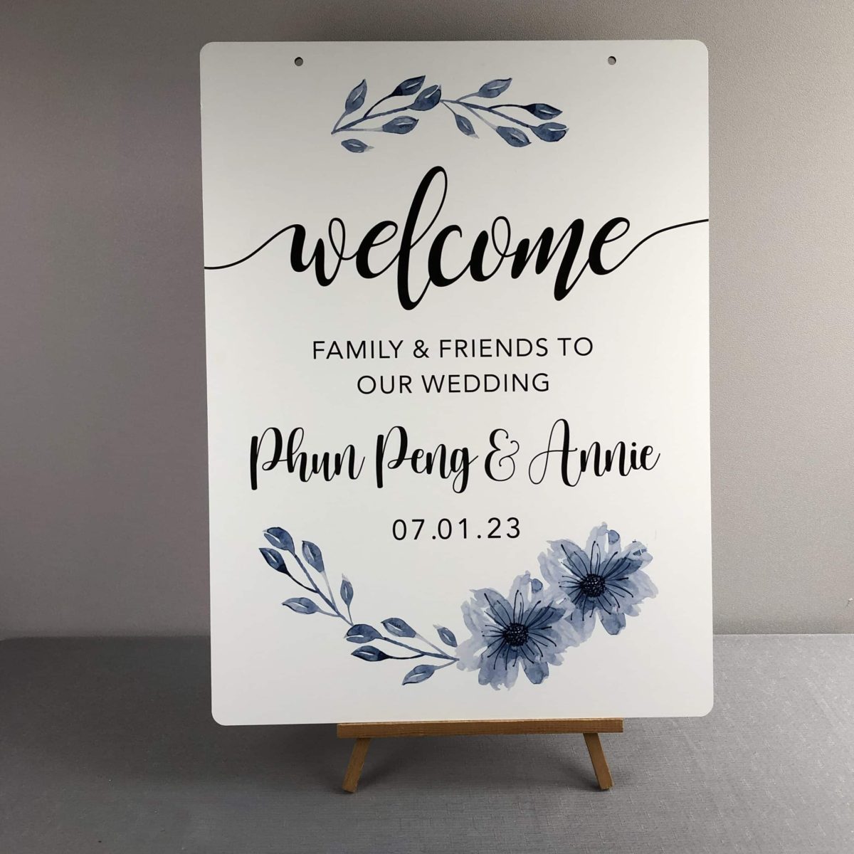 Blue Flowers Welcome Sign - Image 6