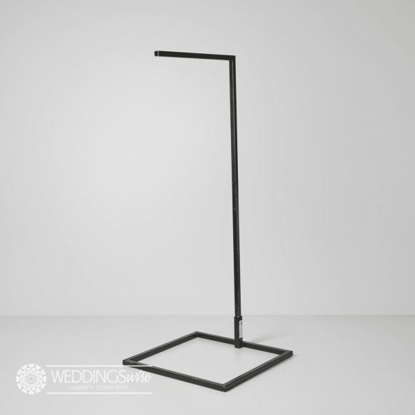 Black Swing Easel HIRE