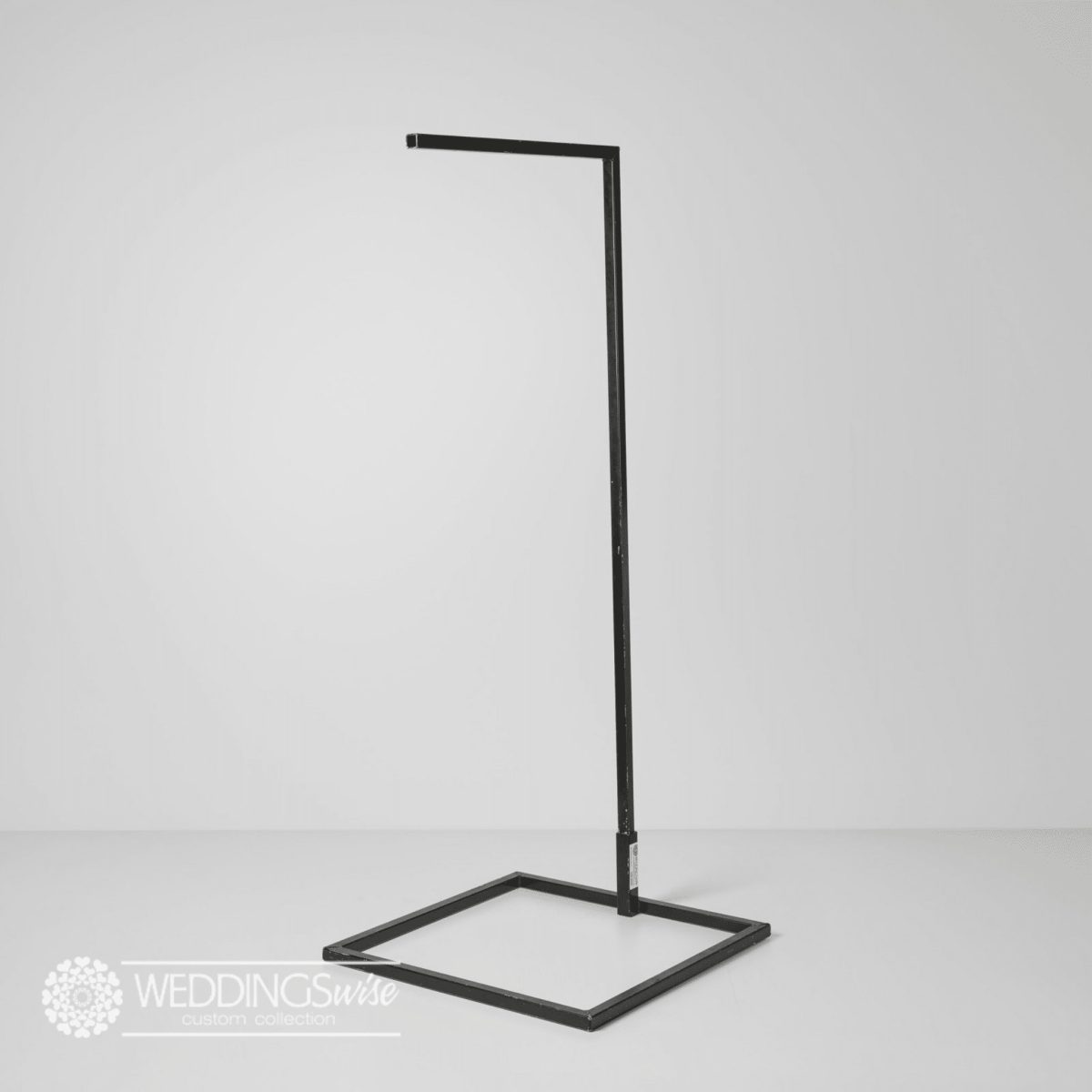 Black Swing Easel HIRE