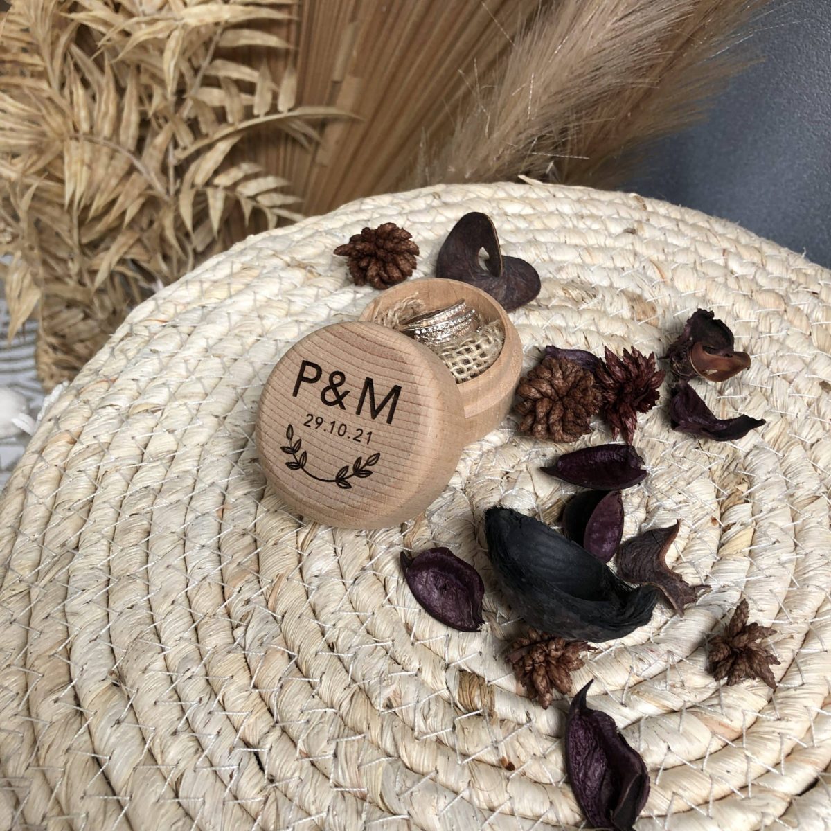 Personal Timber "Wreath Ring Box"- Custom Initials & Wedding Date - Image 7