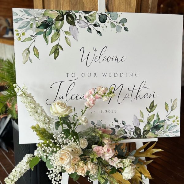 Wedding sign with flowers